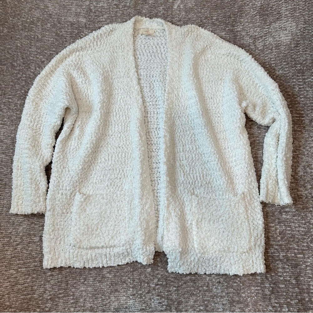 Cupio White Popcorn Boucle Cardgian Sweater